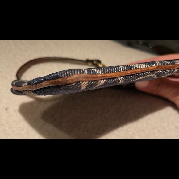 Coach Wristlet - Picture 7 of 7